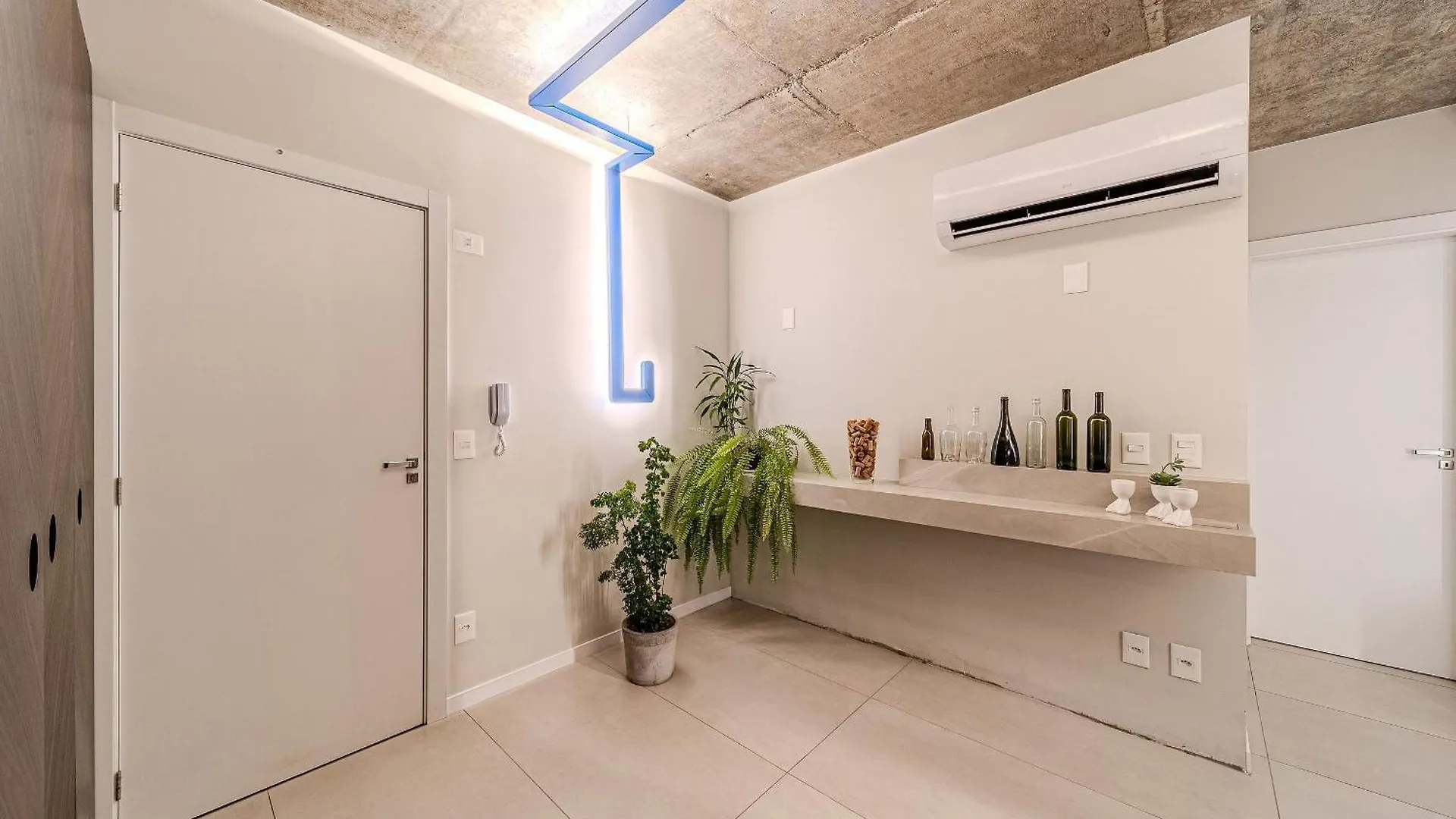 Design Que Encanta, Conforto Que Abraca | Mor804 Joinville 0*,  Βραζιλία
